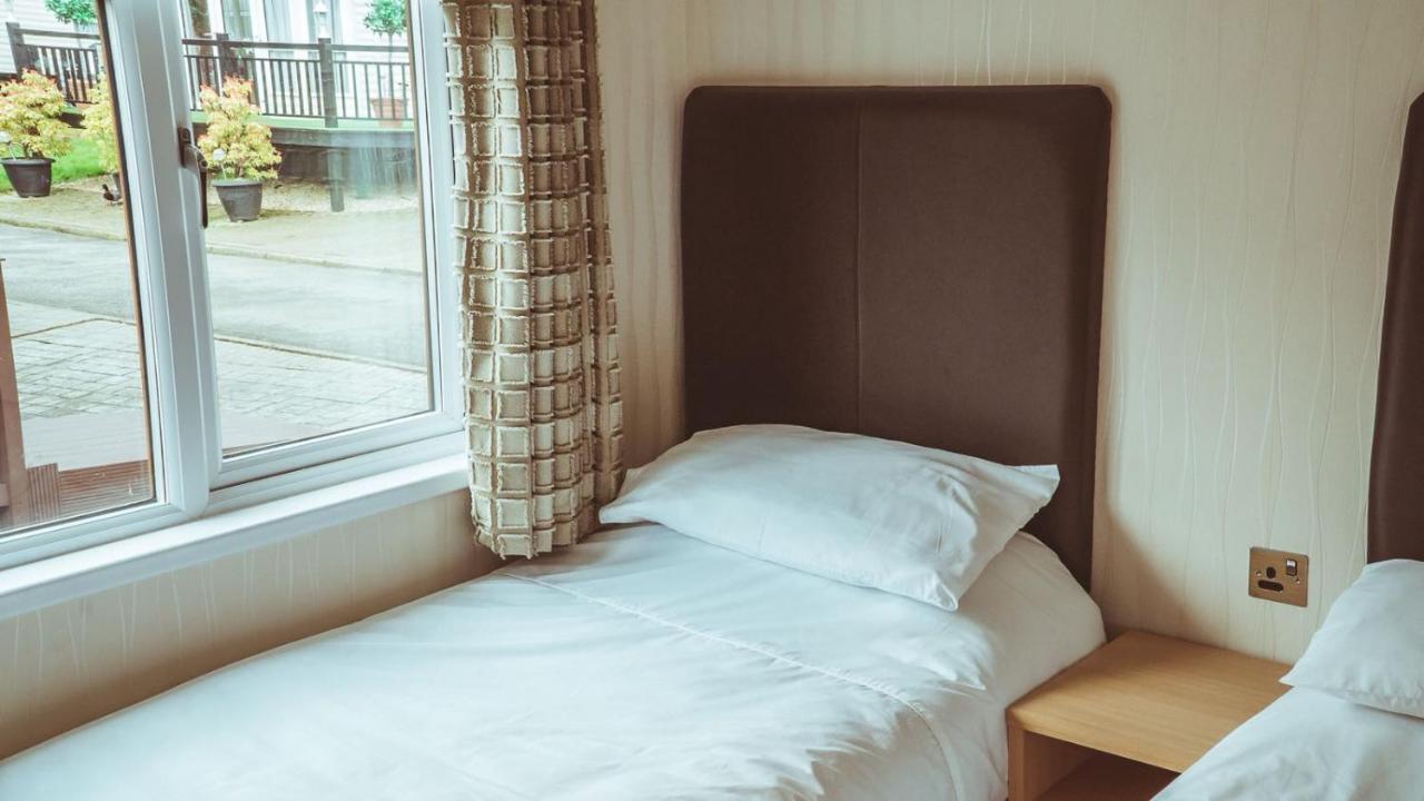Bonnie Banks Lodge Ardlui Екстериор снимка